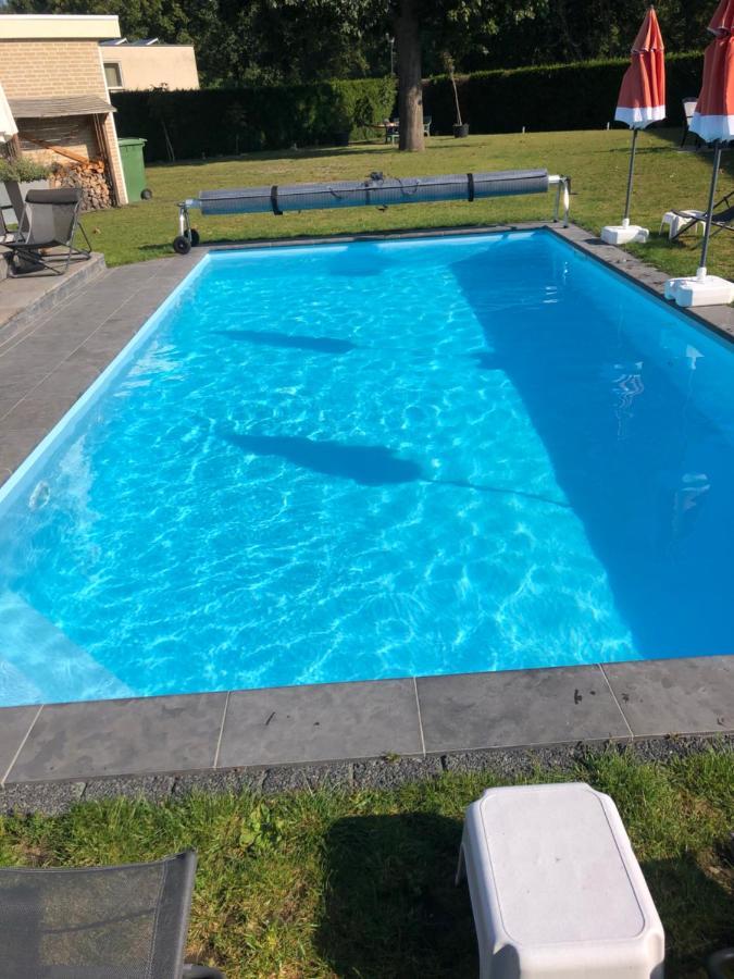 B&B Maison Saint Tropez Ейндховен Екстериор снимка