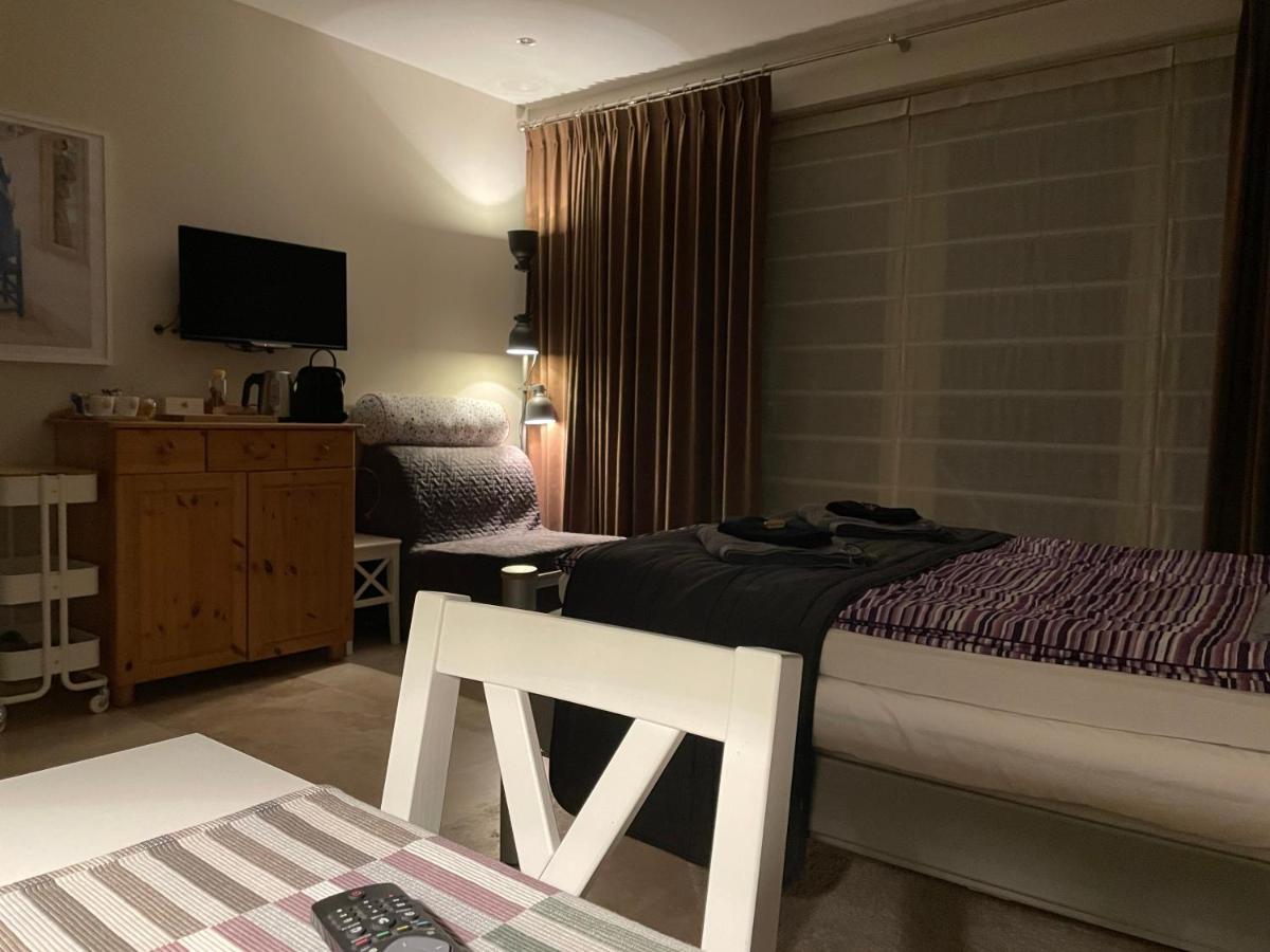 B&B Maison Saint Tropez Ейндховен Екстериор снимка