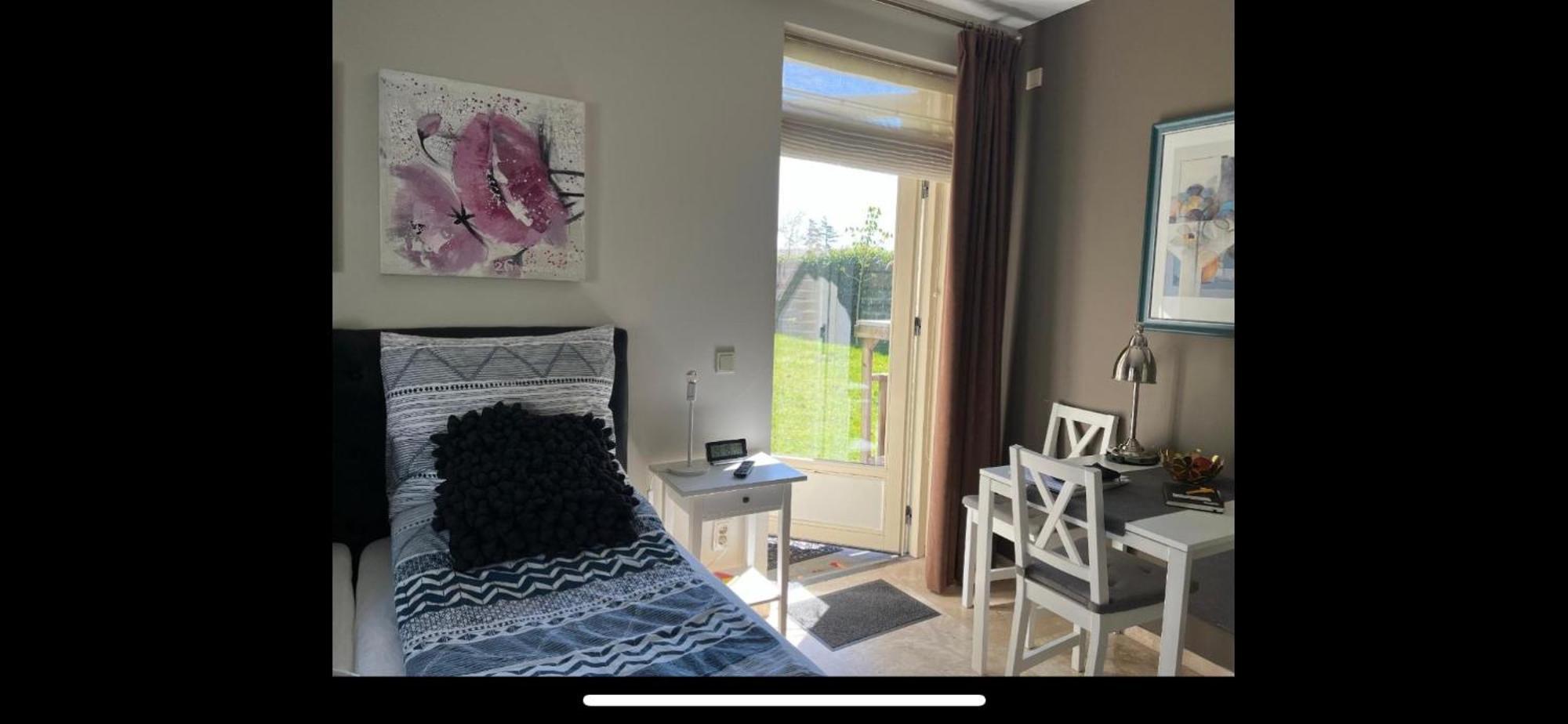 B&B Maison Saint Tropez Ейндховен Стая снимка